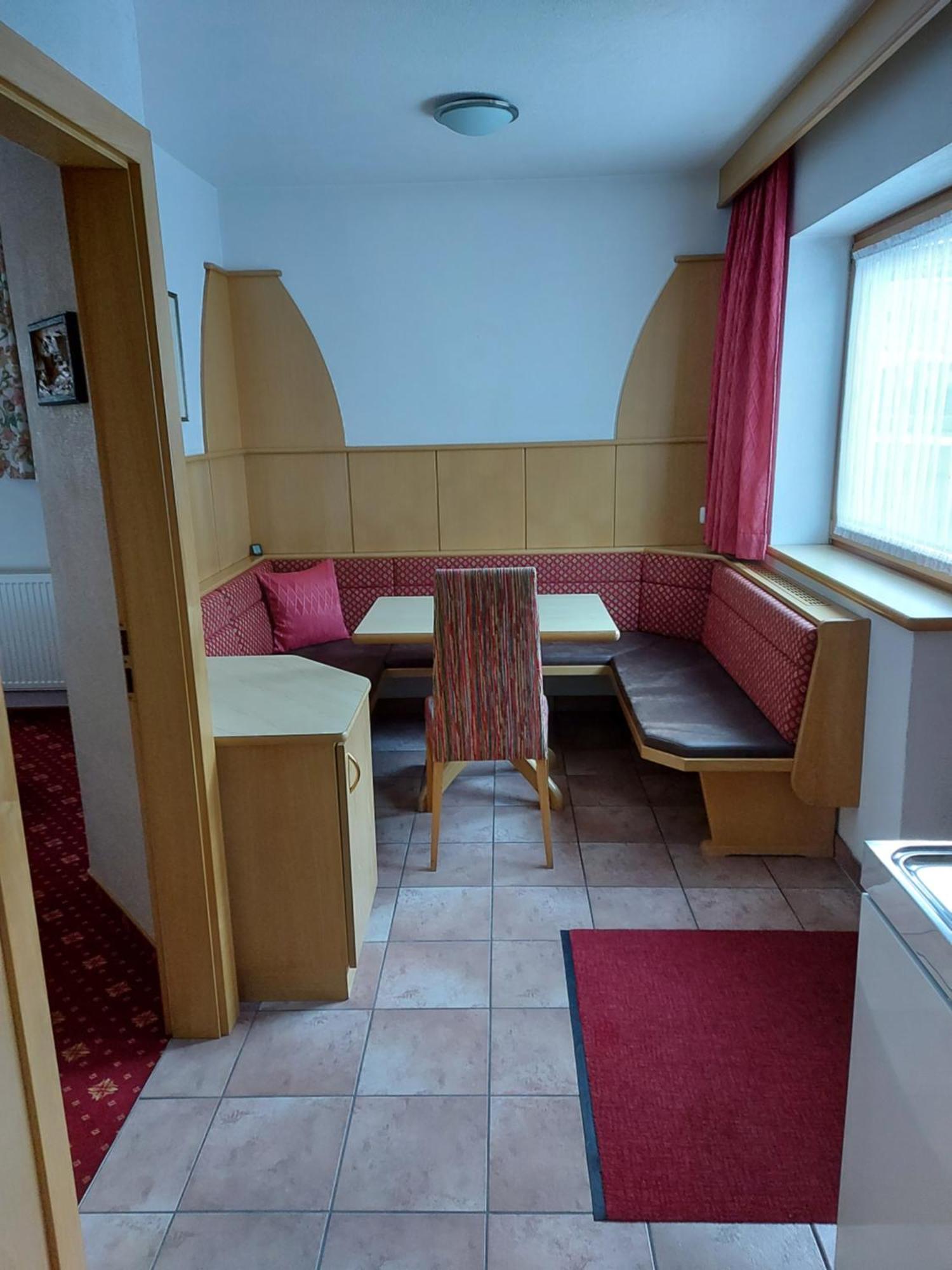 Haus Monika Und Haus Claudia Hotel Mayrhofen Ngoại thất bức ảnh